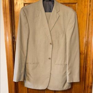 Enterprise by Haggar Tan Men's Suit (jacket 42L, pant 34x32)